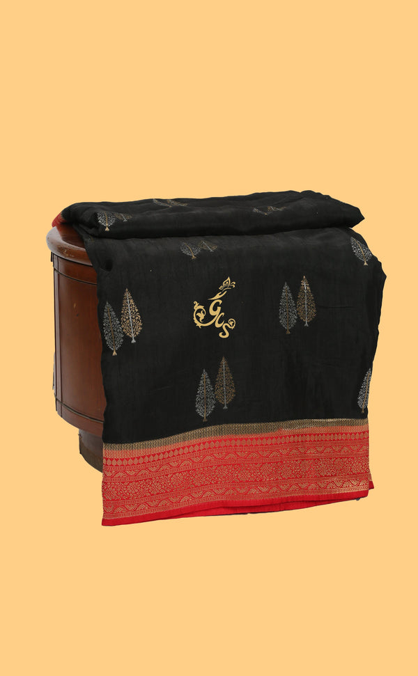 Black Vegan Dola Silk Saree With Contrast Border