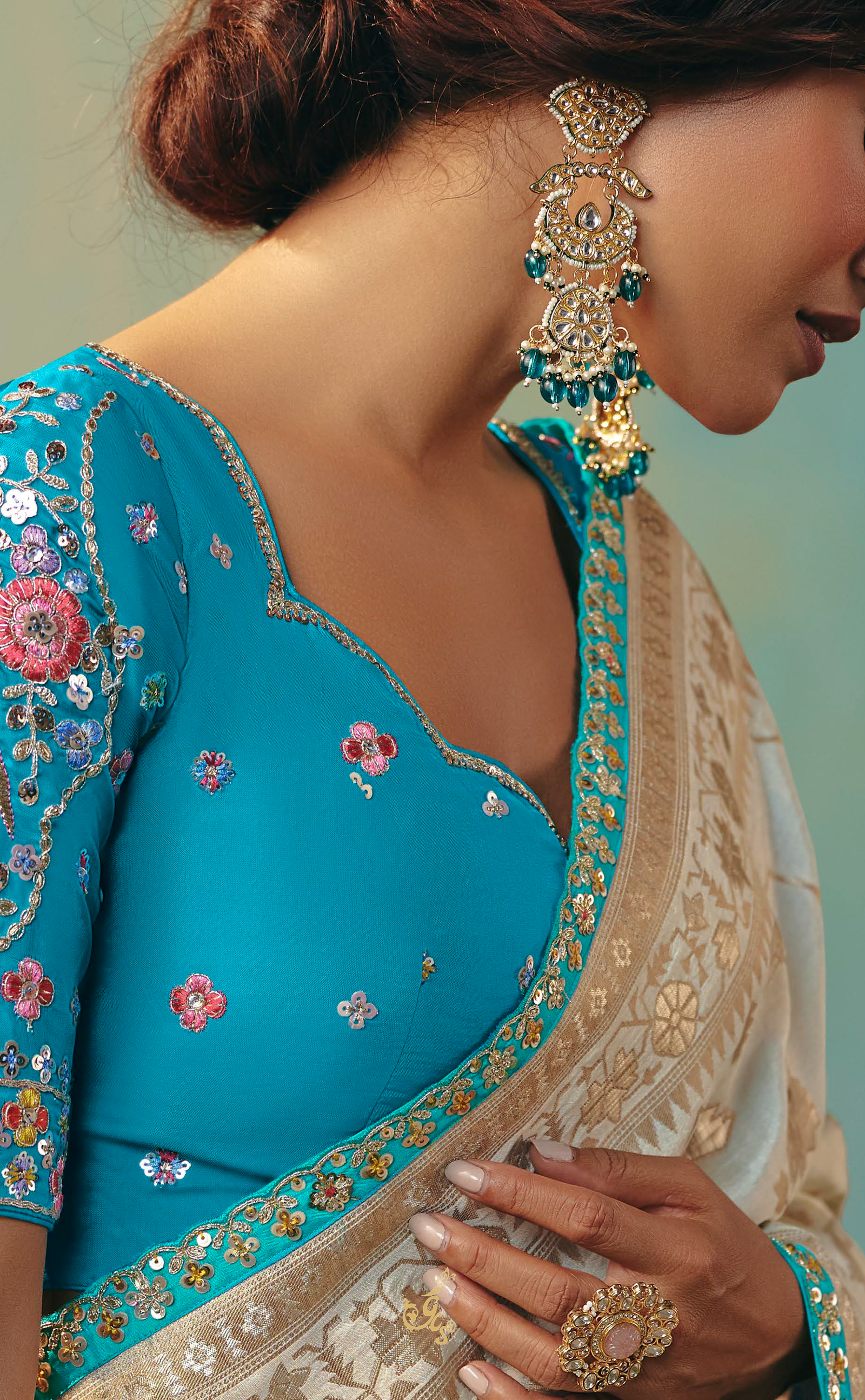 Elegant Off-White Vegan Muga Silk Saree – Sustainable Luxury