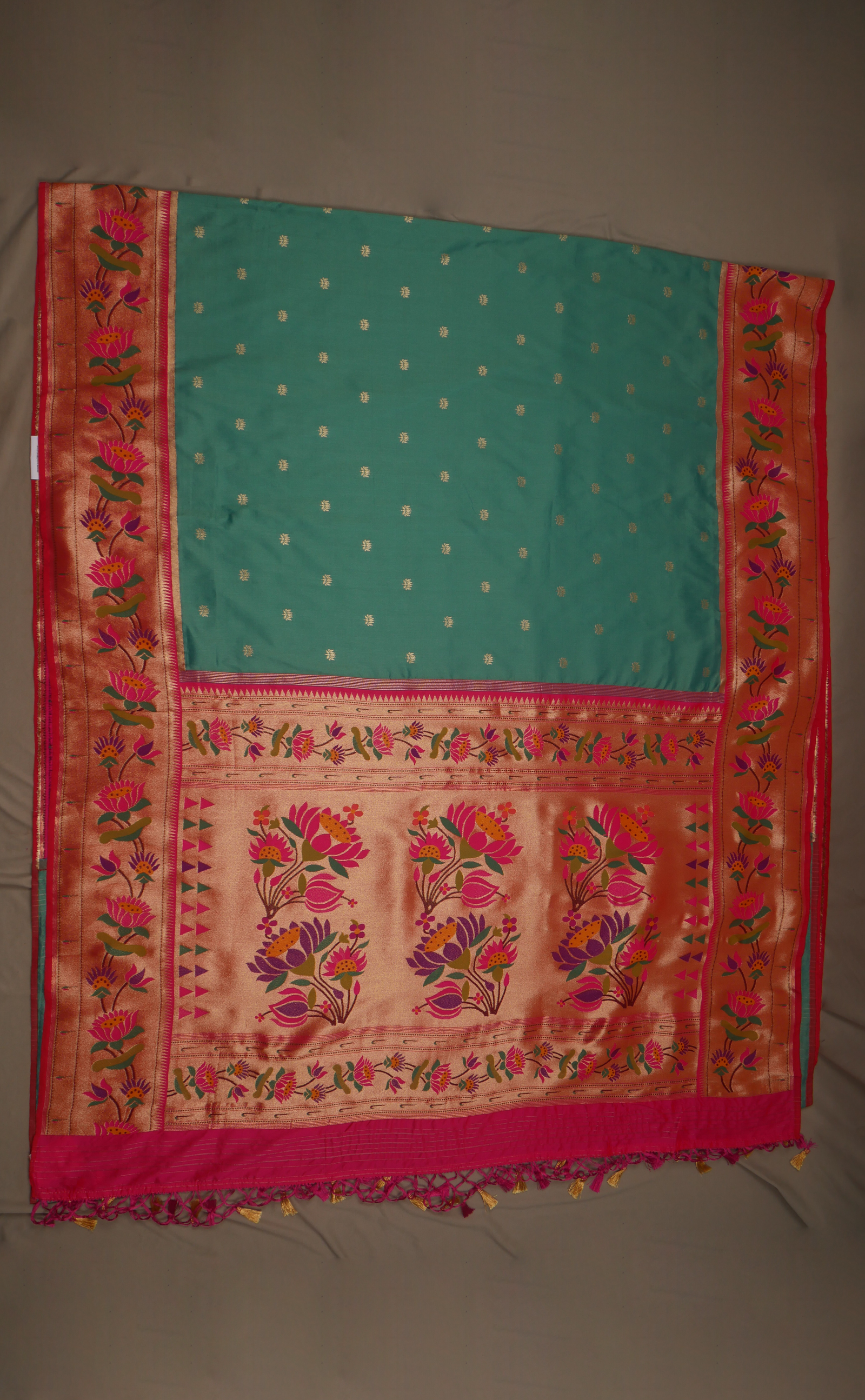 Vegan Silk Paithani With Contrast Border