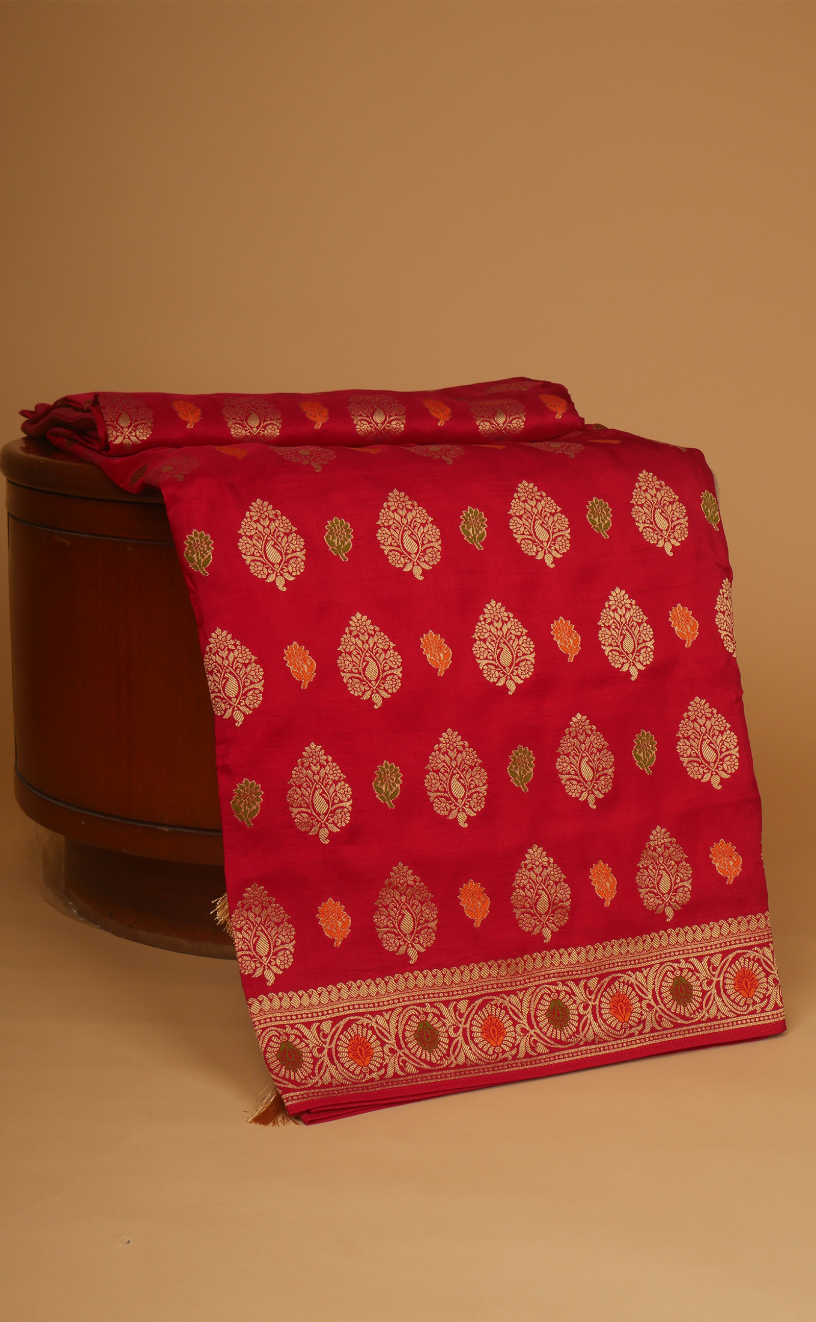 RED VEGAN MUGA SILK BANARASI