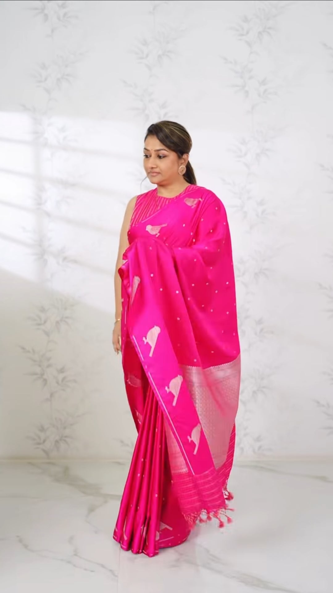 Hot Pink Lyocell and Satin Blended Woven Vegan Silk Saree