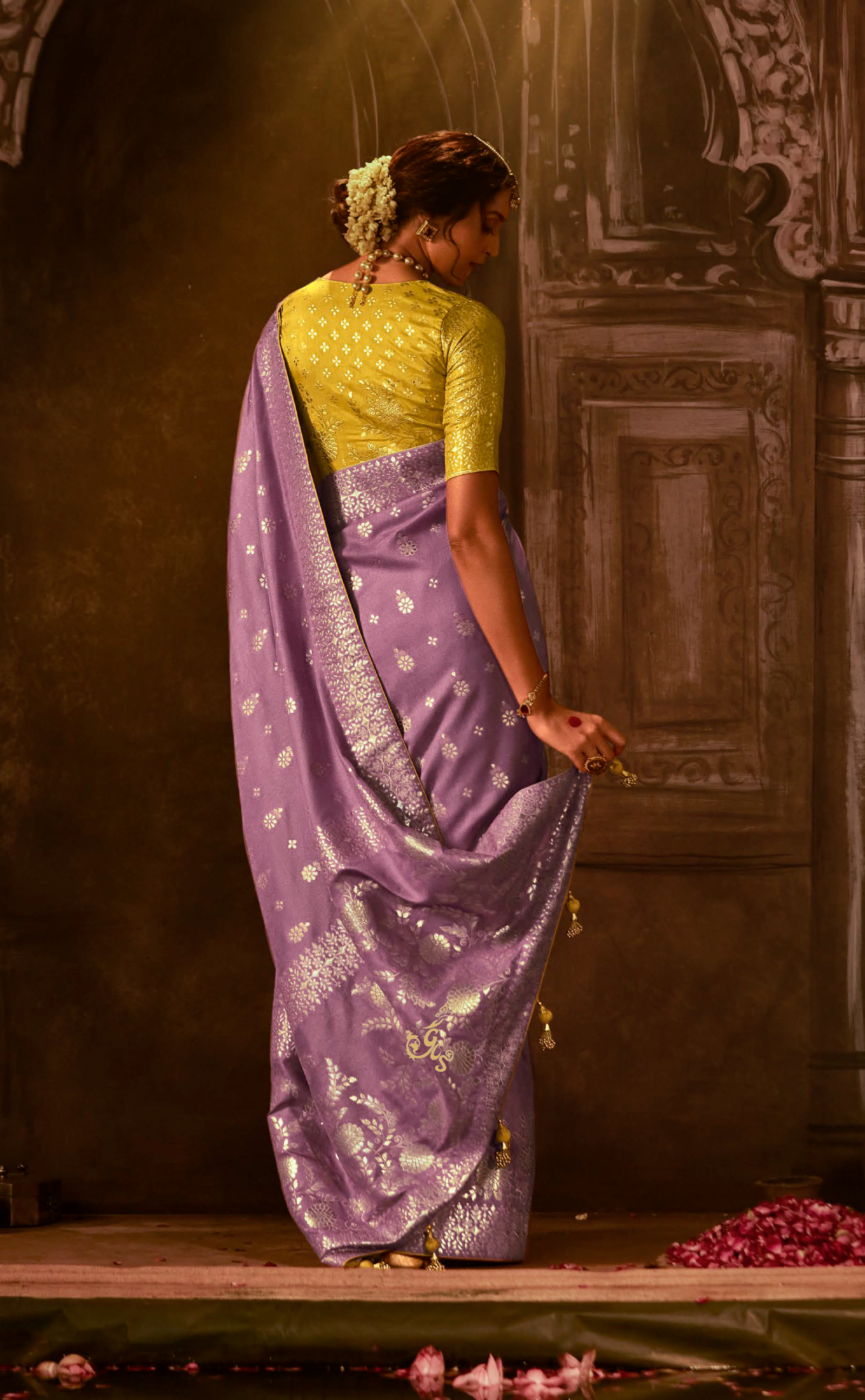 Light Plum Saree In Banarasi Vegan Muga Silk