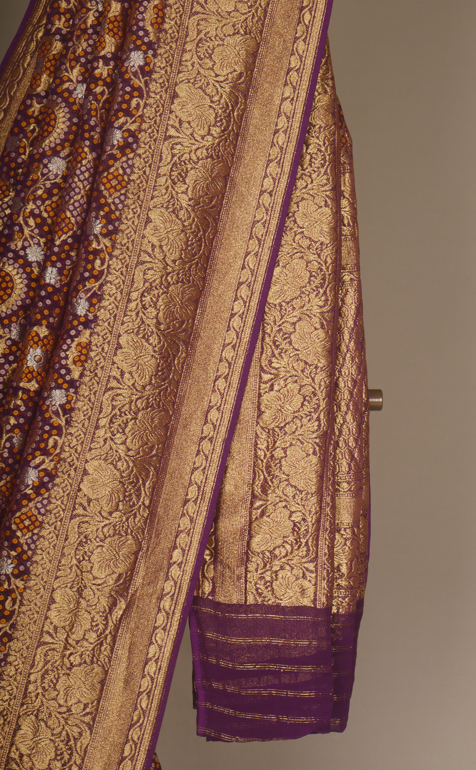 MAGENTA KHADDI VEGAN GEORGETTE BANDHANI