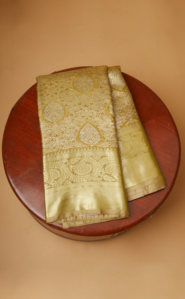 Mehendi Green Tissue Kanjivaram In Vegan Silk